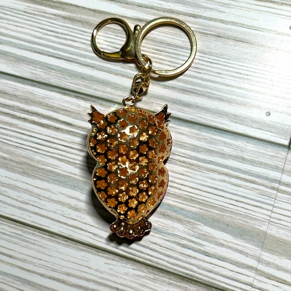 NEW! Rhinestone Owl Key Chain/Bag Charm, Pink on Gold Toned Zinc Alloy - Picture 4 of 6